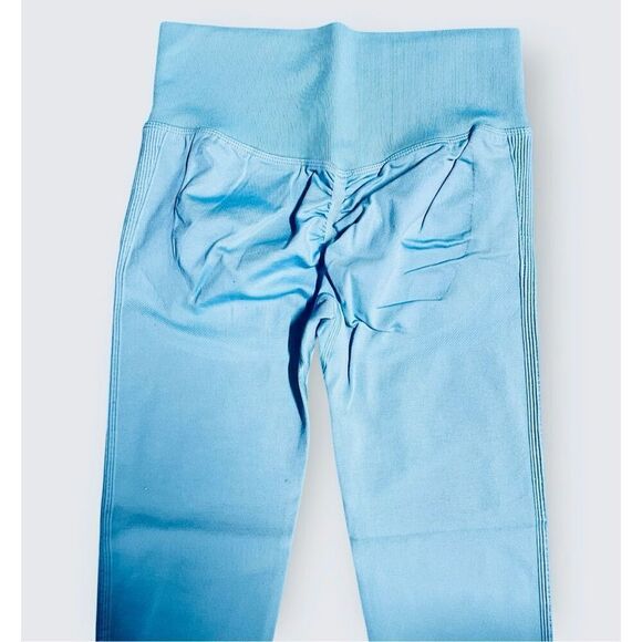 Brand New - Halara Women’s L 7/8 Seamless Flow Butt Lifting Leggings Blue Topaz - Picture 8 of 10